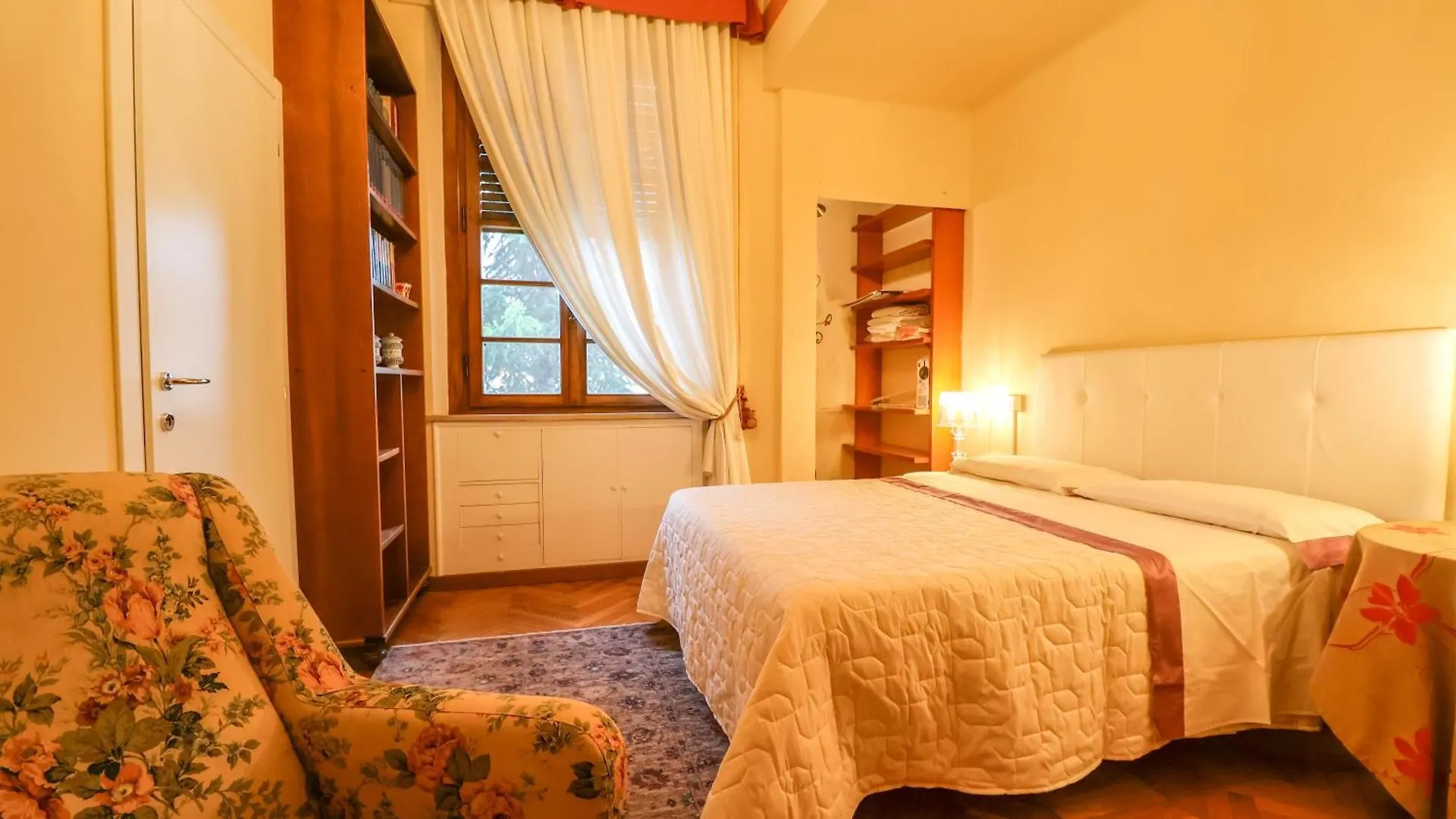 Tuscan House With Garden - With Wi-Fi, Free Parking Montecatini Terme 0*,  Italy