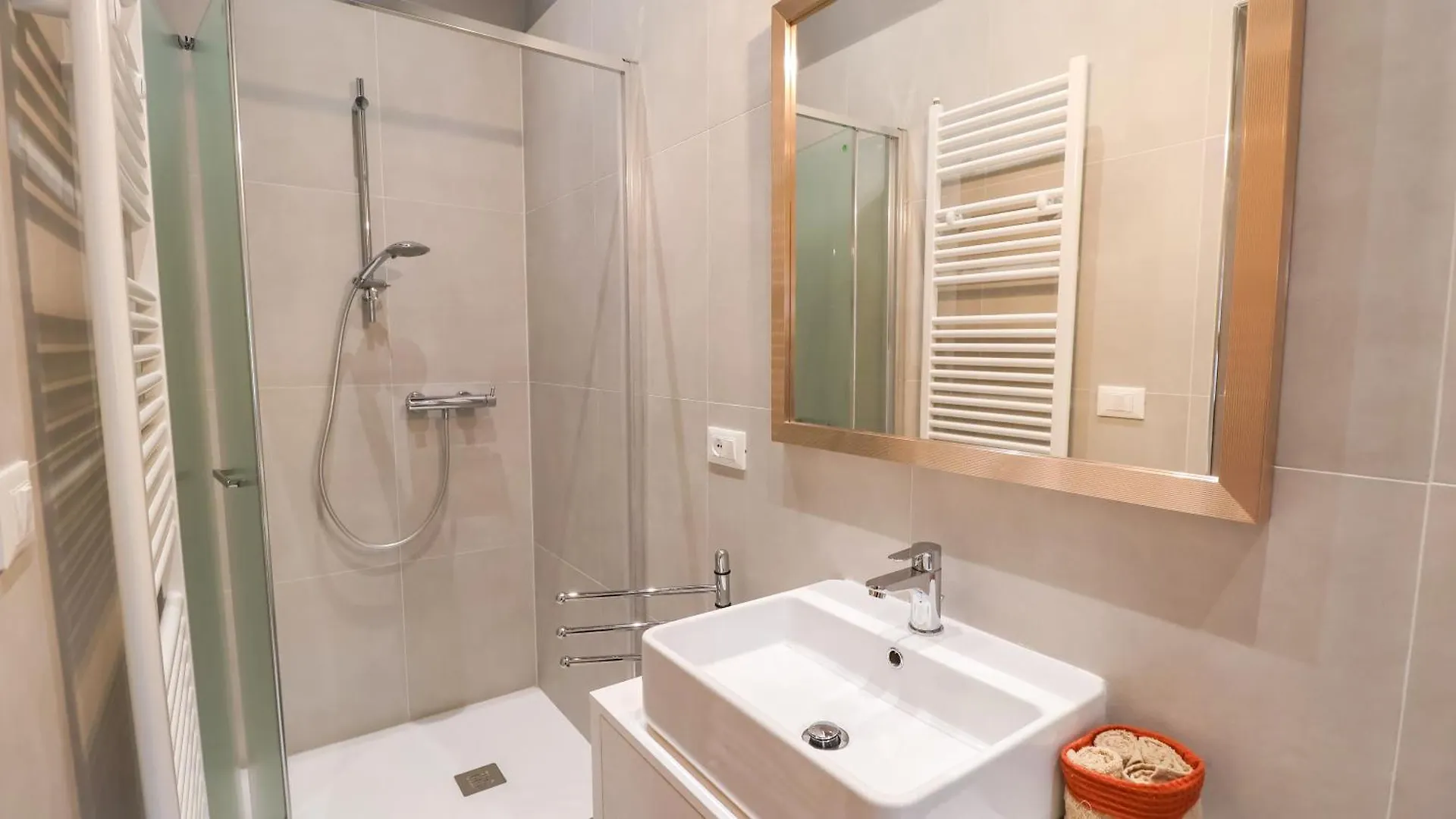 Apartment Tuscan House With Garden - With Wi-Fi, Free Parking Montecatini Terme