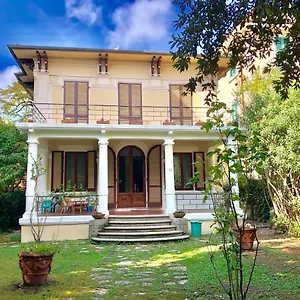  Holiday home Puccini